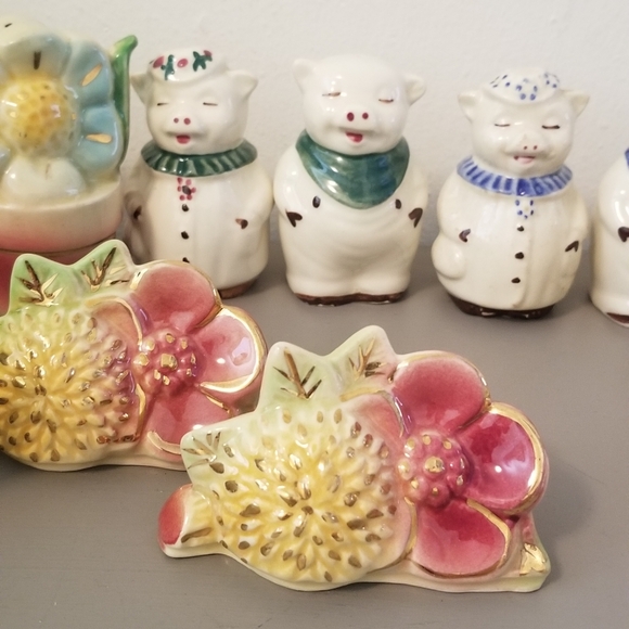 Vintage Shawnee Salt & Pepper Shakers Bundle - Picture 3 of 10